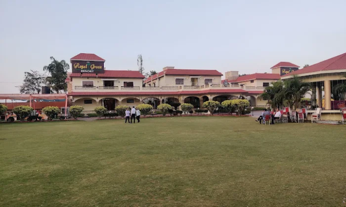 OSR Royal Green Resort